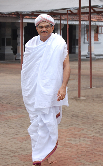 Dr D Veerendra Heggade